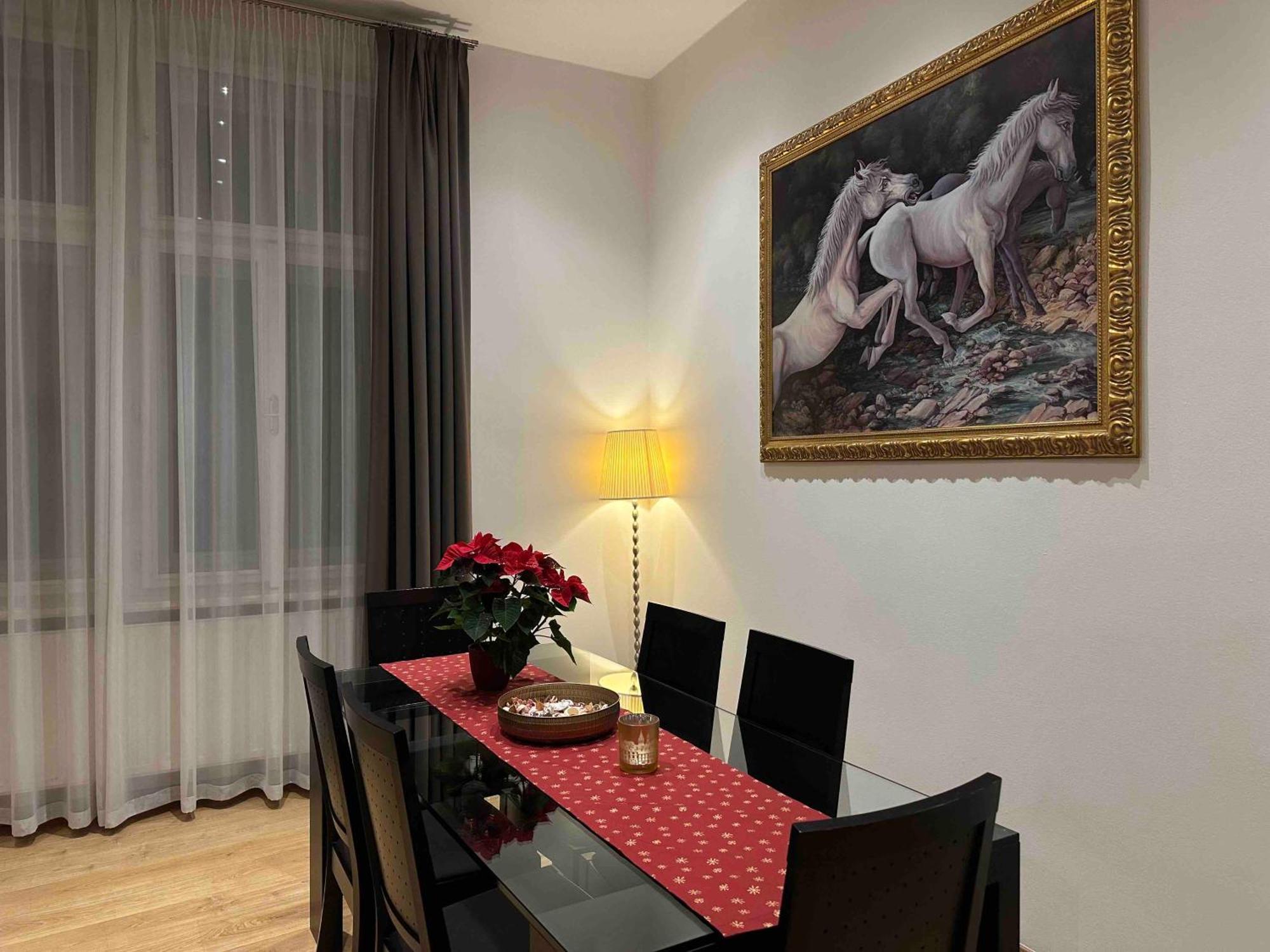 Riverside Palace Suites — Photos 3